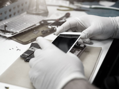 Questions To Ask Before Giving Your Phone To An iPhone Repairing Shop